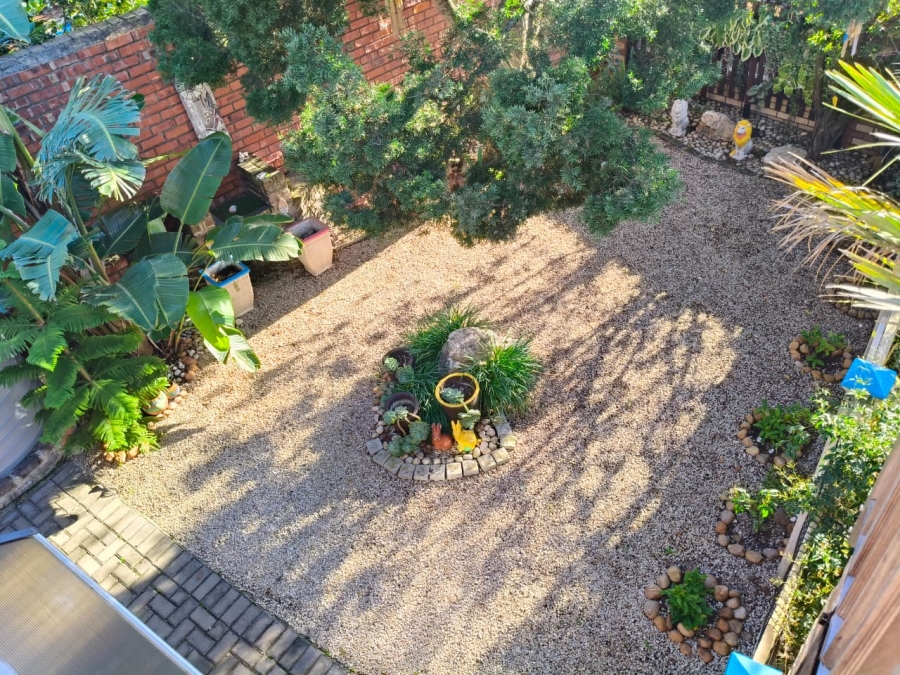 3 Bedroom Property for Sale in Wavecrest Eastern Cape